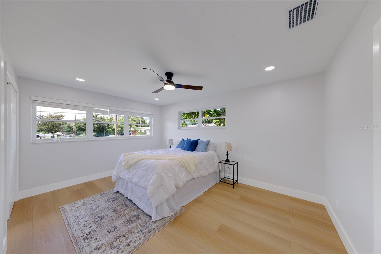 471 Sierra Cir E Property Photo 31