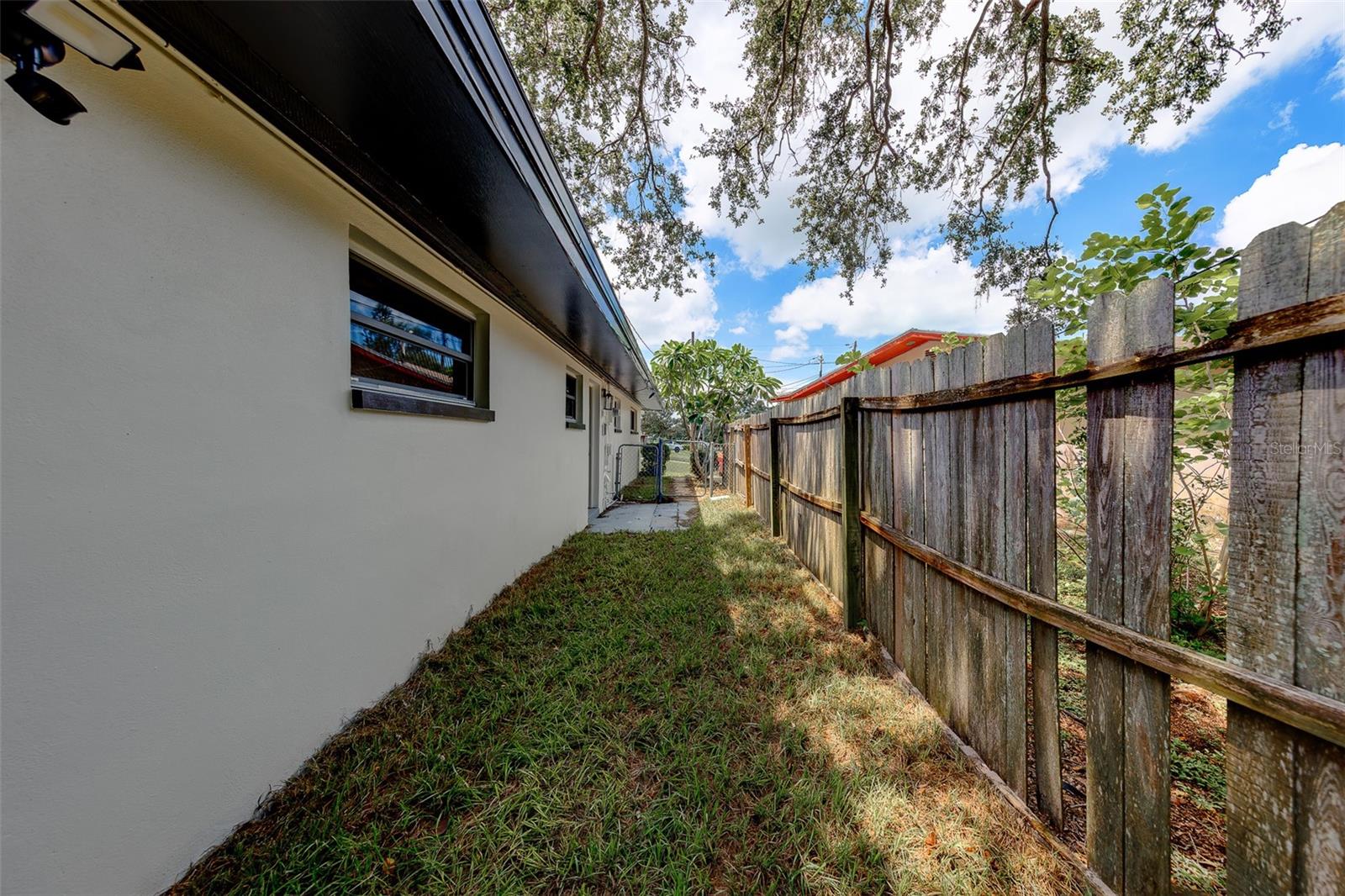 471 Sierra Cir E Property Photo 52