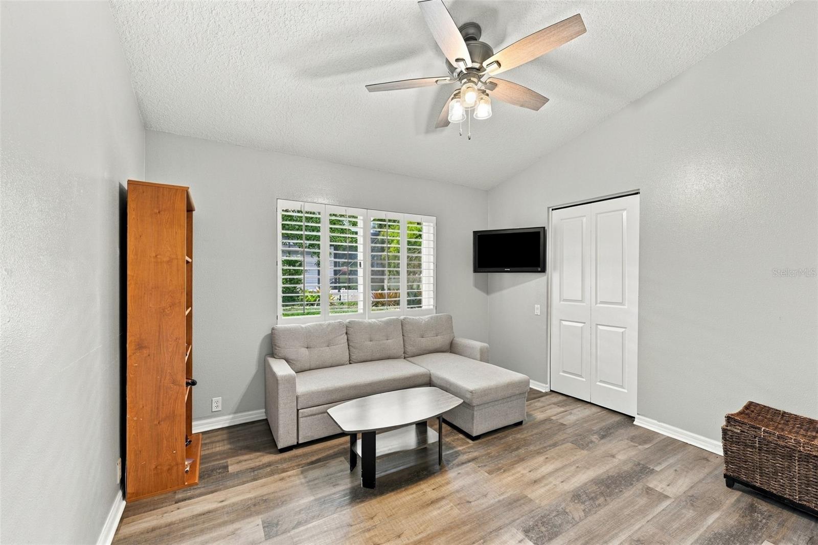 3921 Arlington Dr Property Photo 37