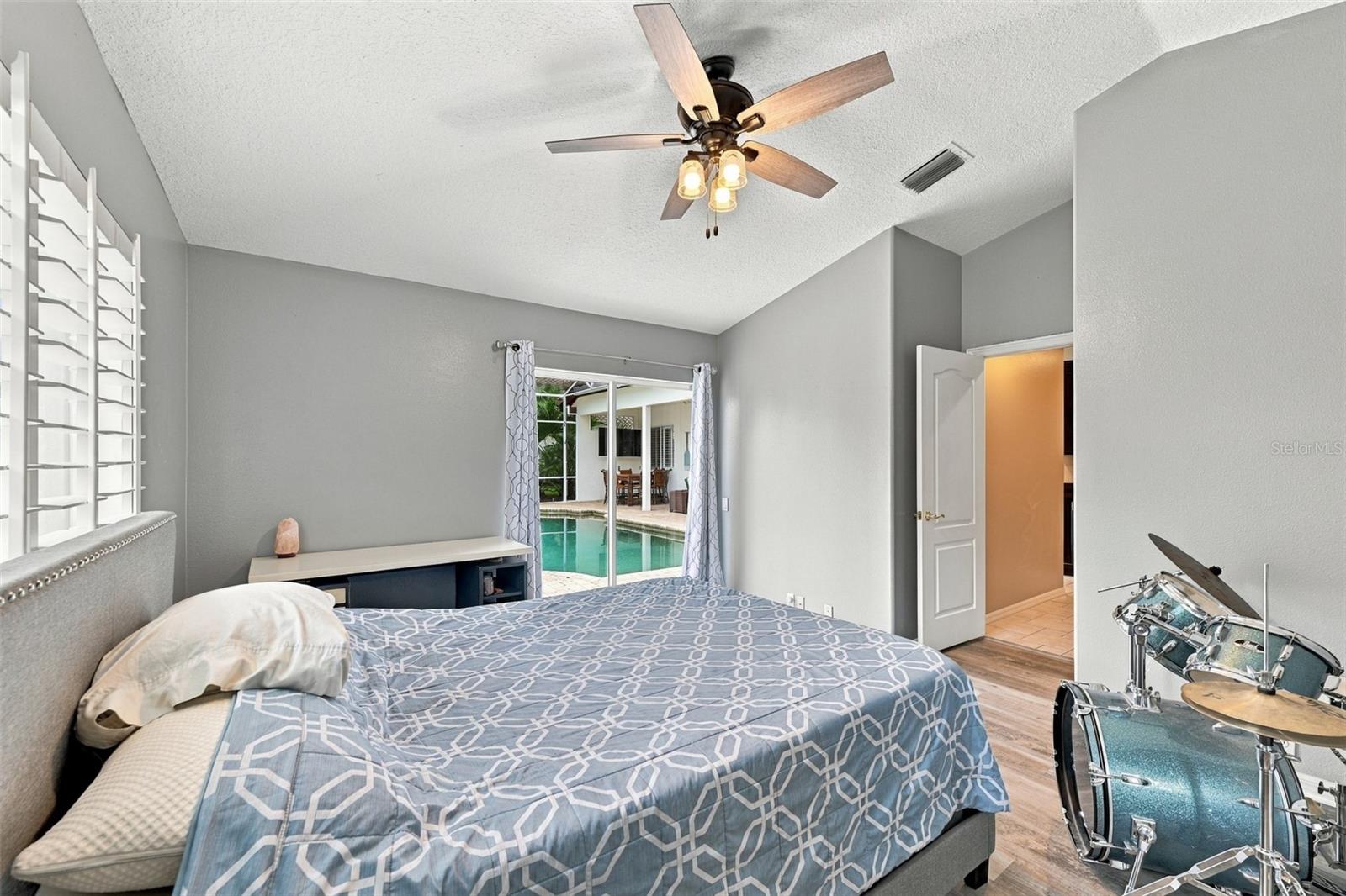 3921 Arlington Dr Property Photo 41