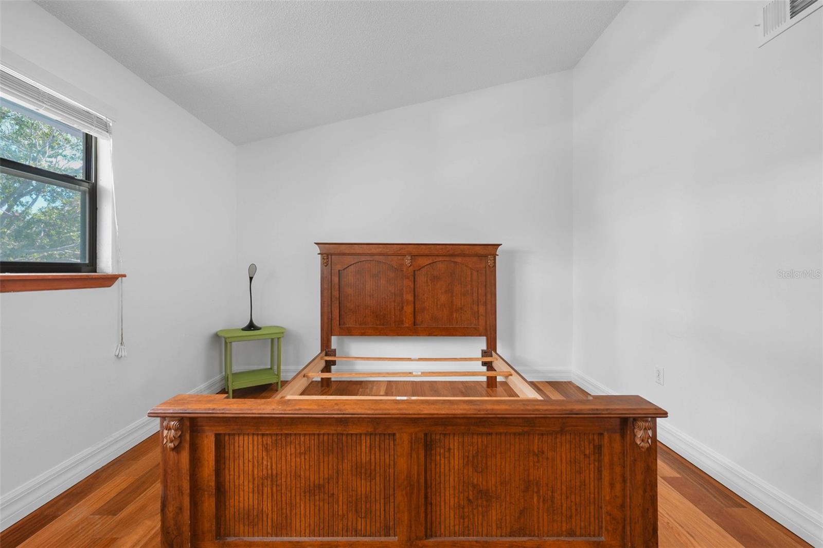 12140 Capri Cir S Property Photo 42