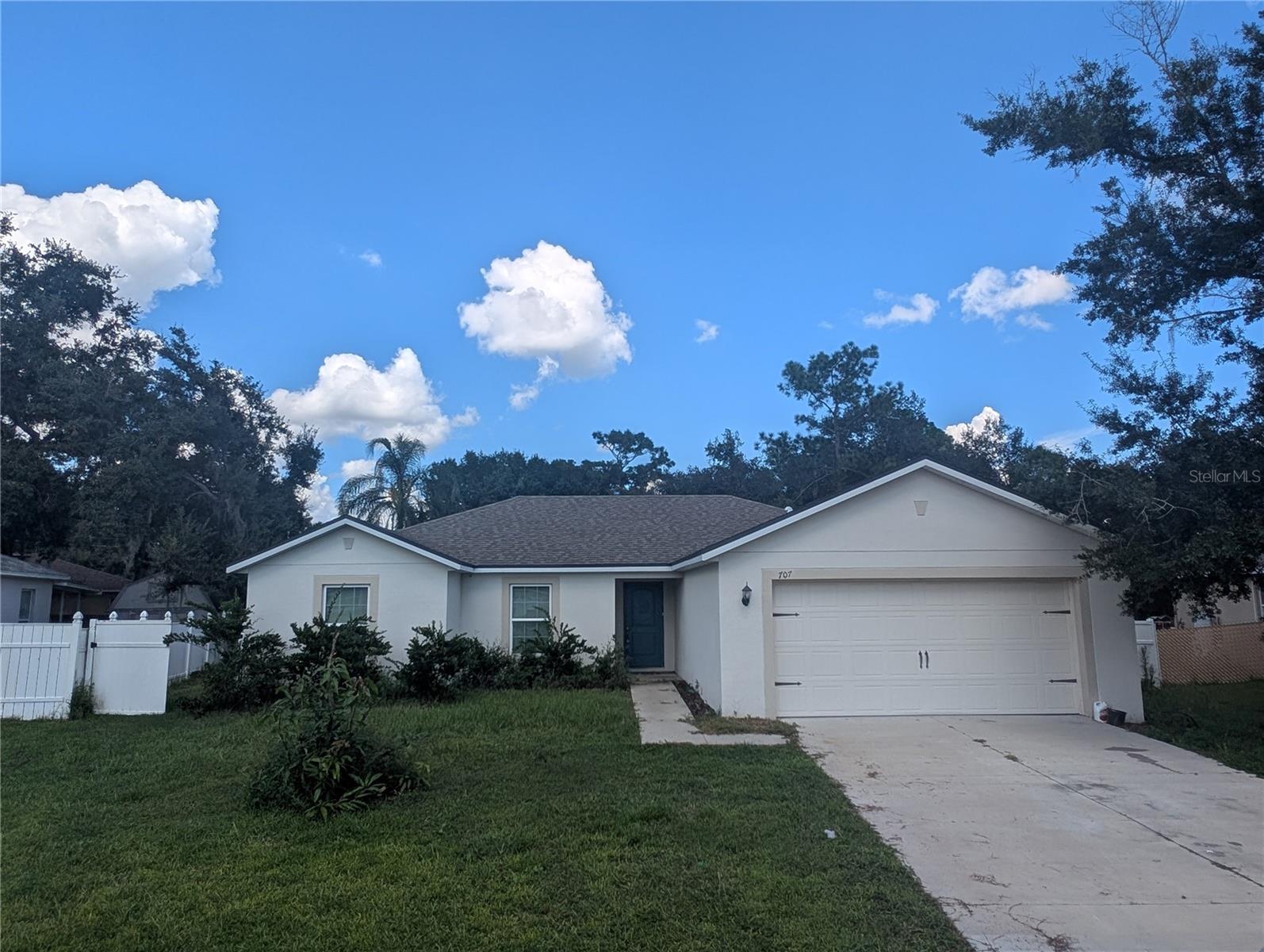707 CARACARA CT Property Photo 1