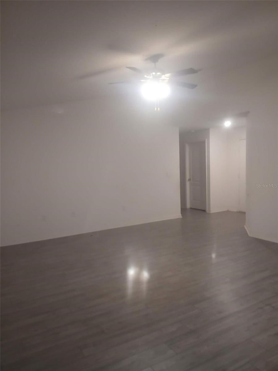707 Caracara Ct Property Photo 11