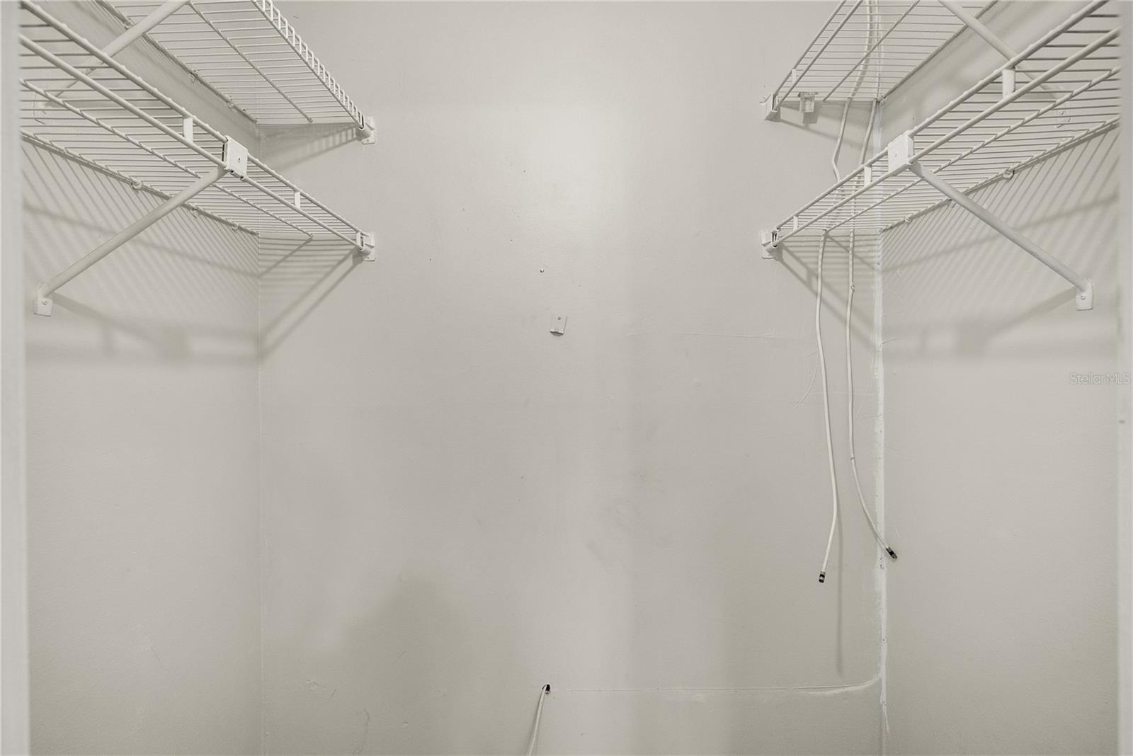 109 Oyster Bay Cir #220 Property Photo 32