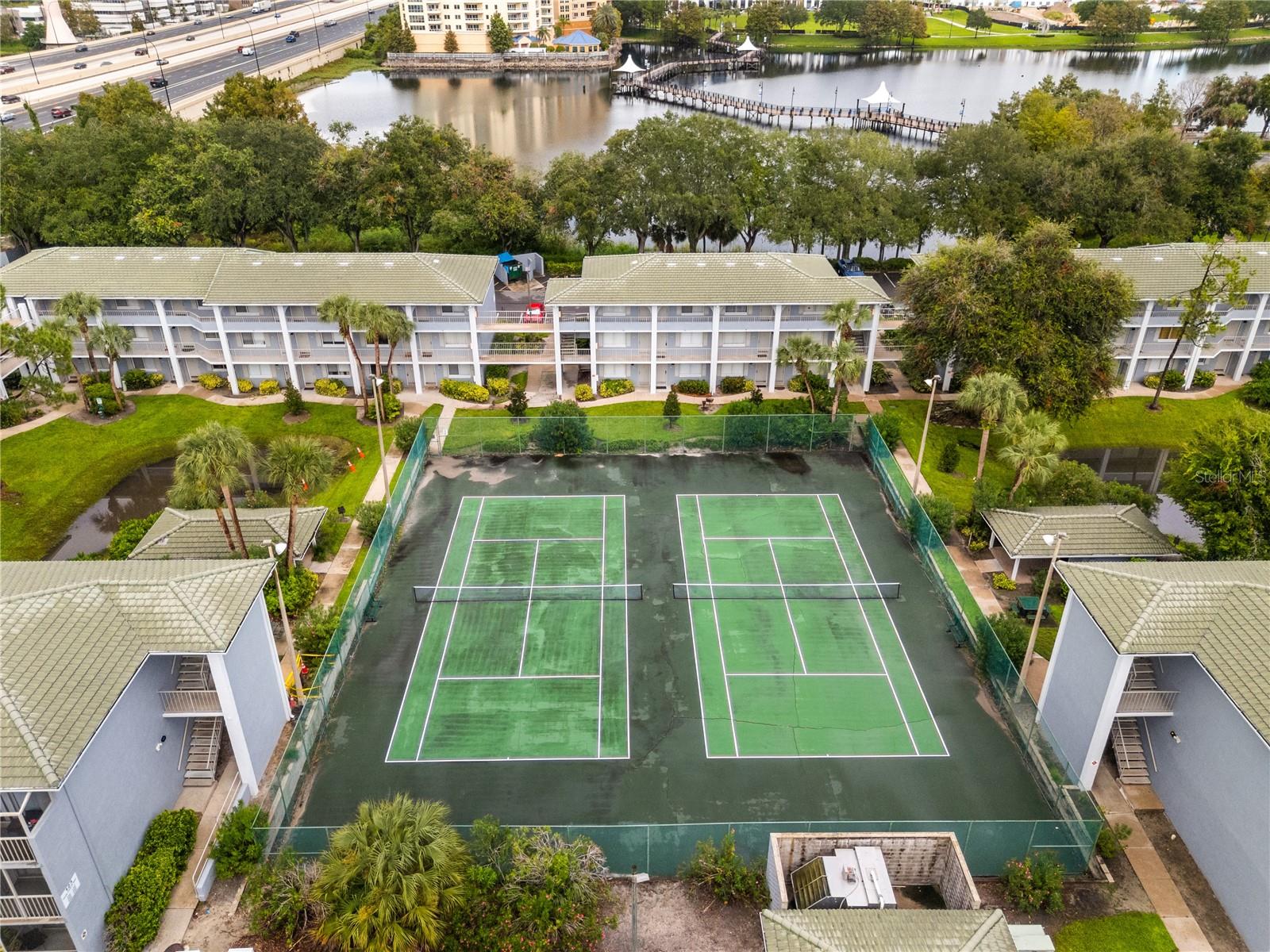109 Oyster Bay Cir #220 Property Photo 45