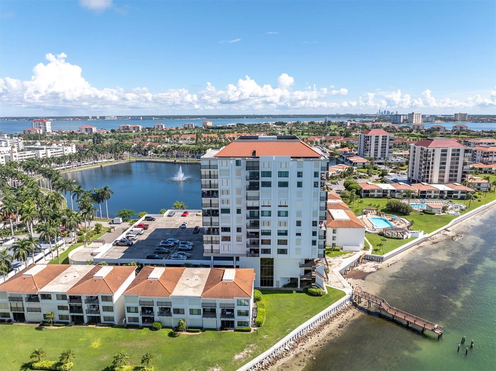 6287 Bahia Del Mar Cir #602 Property Photo 41