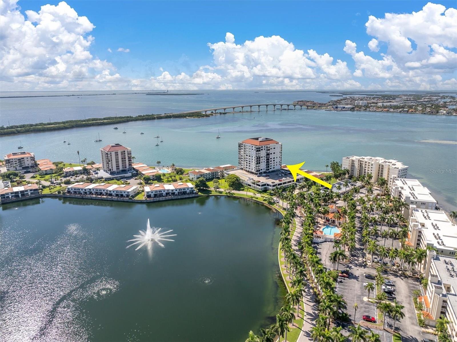 6287 Bahia Del Mar Cir #602 Property Photo 45