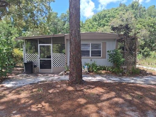9723 Tom St Property Photo 1