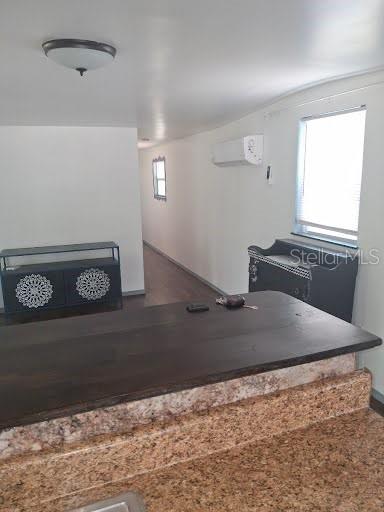 9723 Tom St Property Photo 4