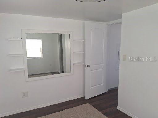 9723 Tom St Property Photo 5