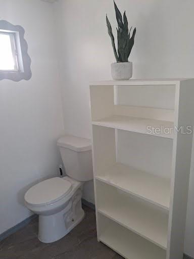 9723 Tom St Property Photo 10