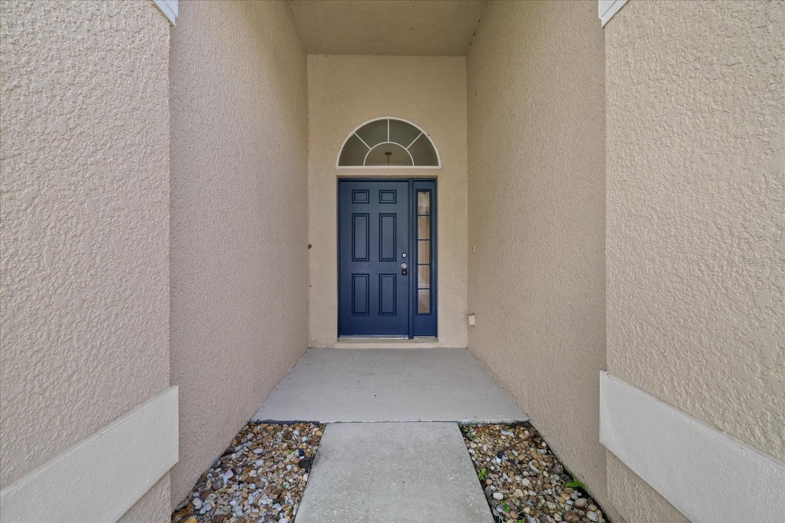 1833 Mira Lago Cir Property Photo 3