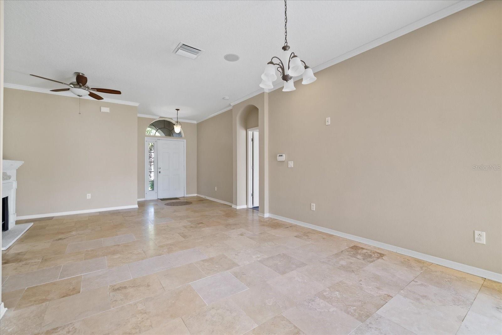 1833 Mira Lago Cir Property Photo 7