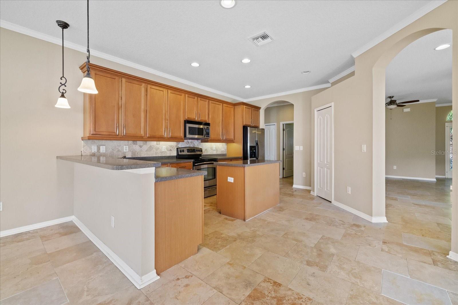 1833 Mira Lago Cir Property Photo 10