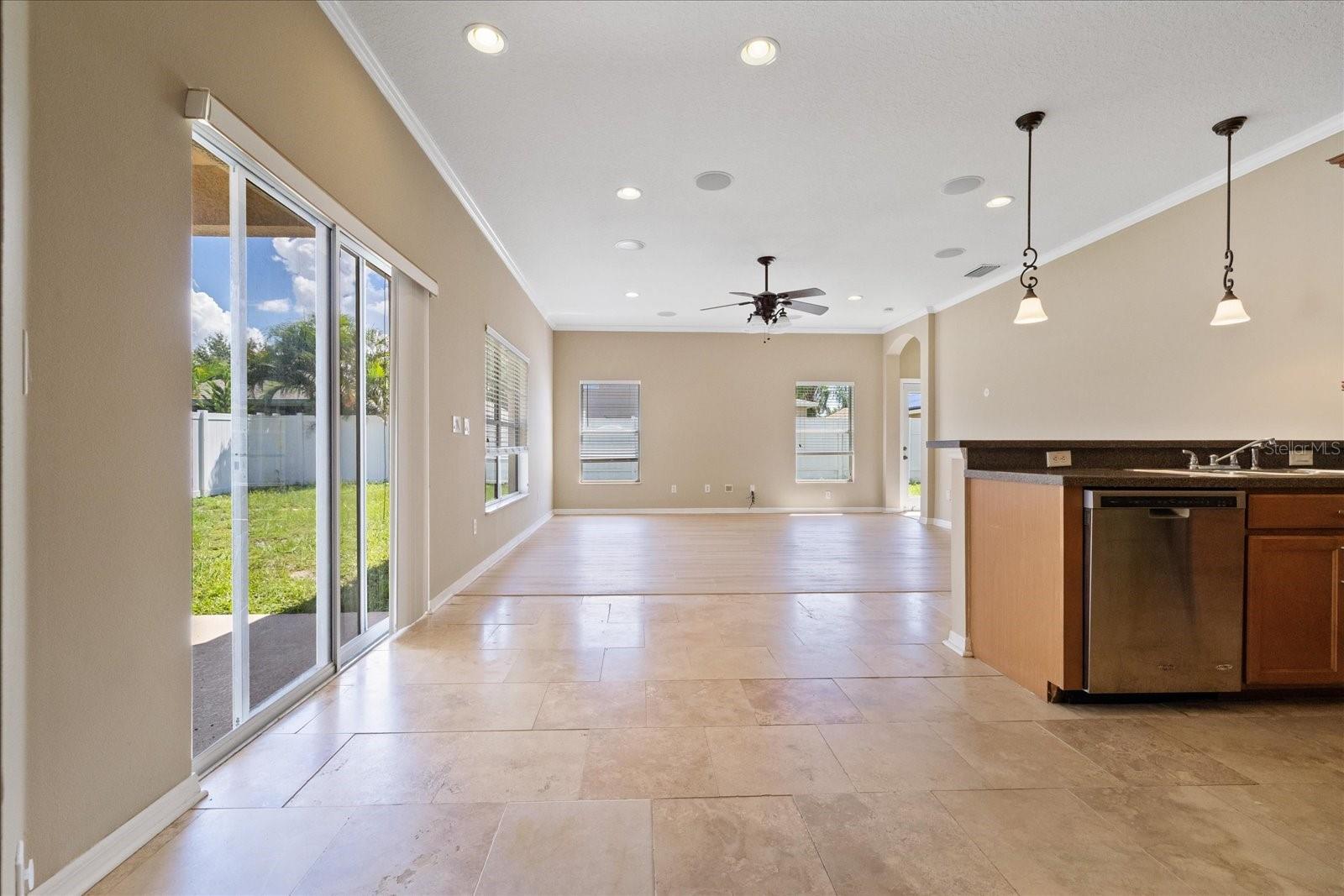 1833 Mira Lago Cir Property Photo 12