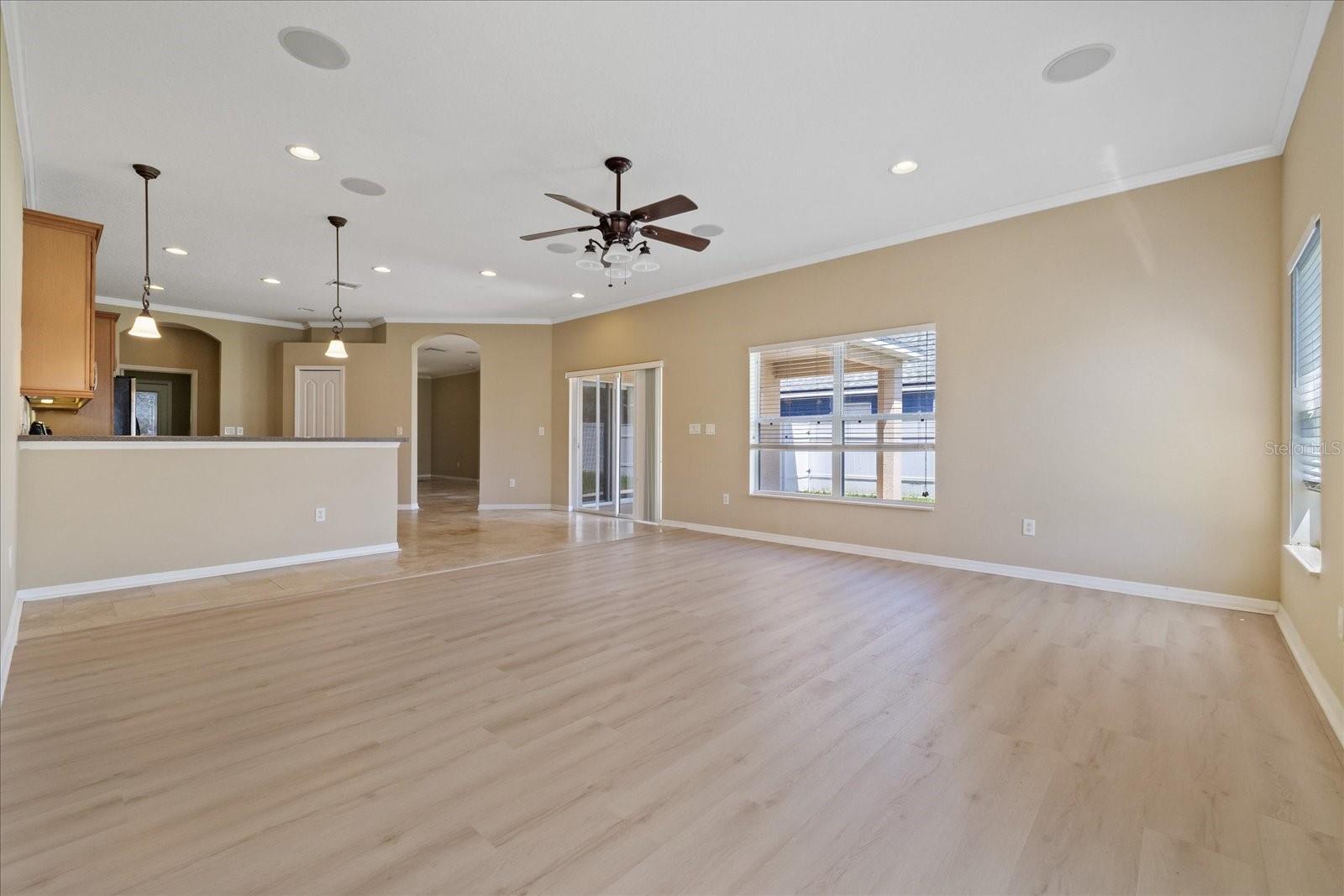 1833 Mira Lago Cir Property Photo 13