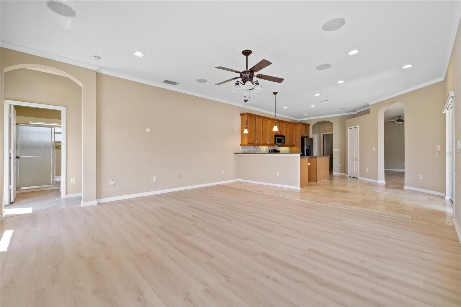 1833 Mira Lago Cir Property Photo 14