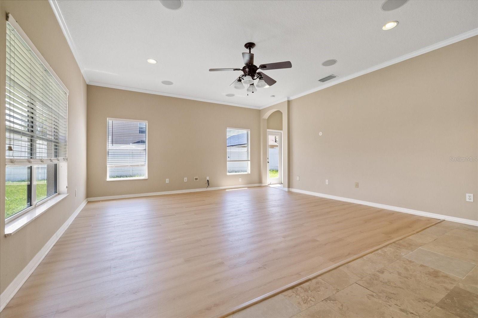1833 Mira Lago Cir Property Photo 15