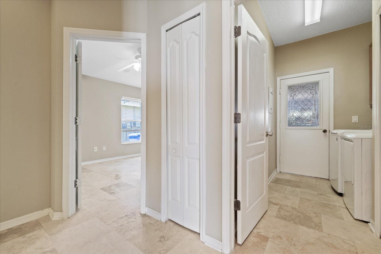 1833 Mira Lago Cir Property Photo 24