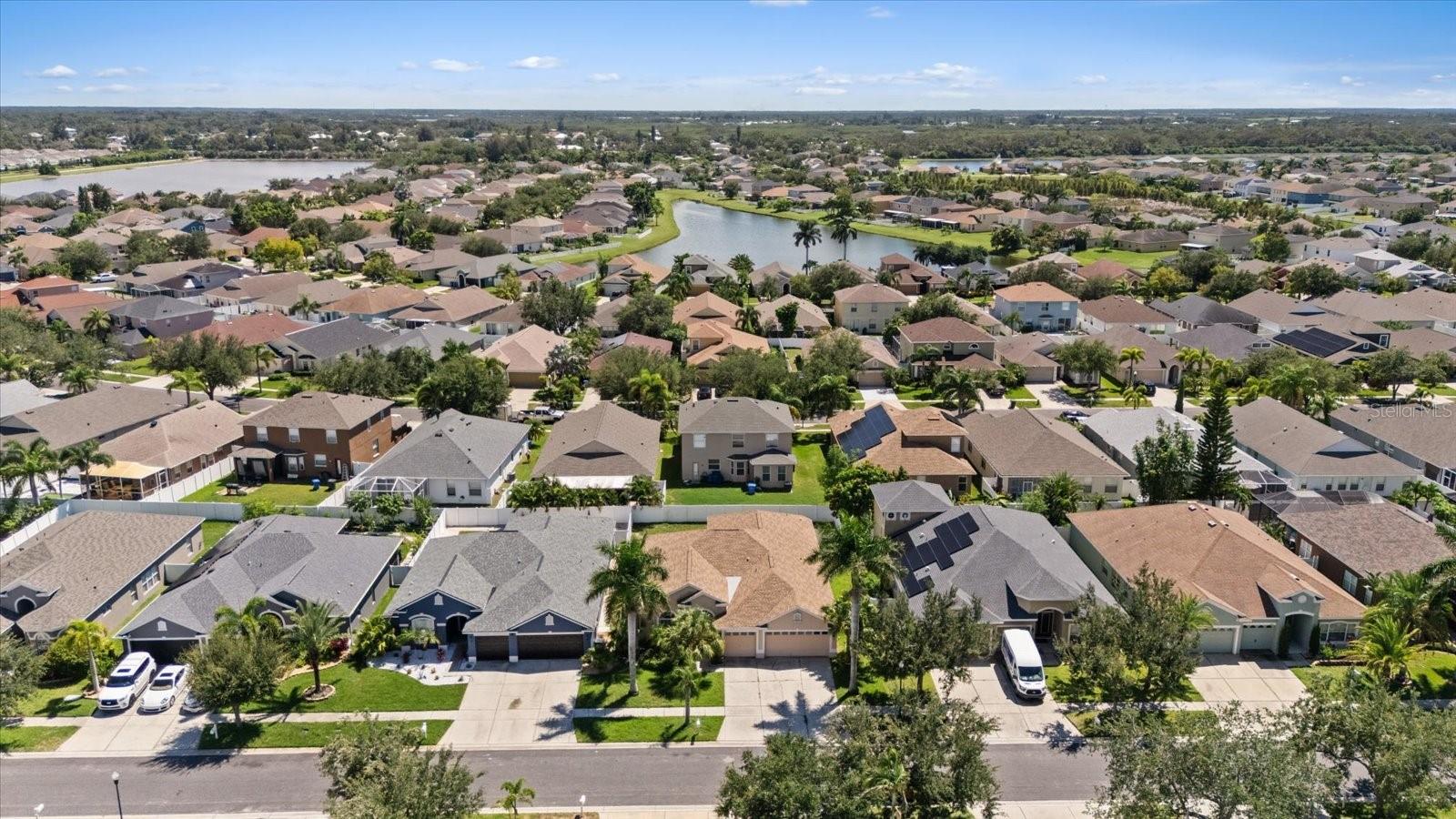 1833 Mira Lago Cir Property Photo 48
