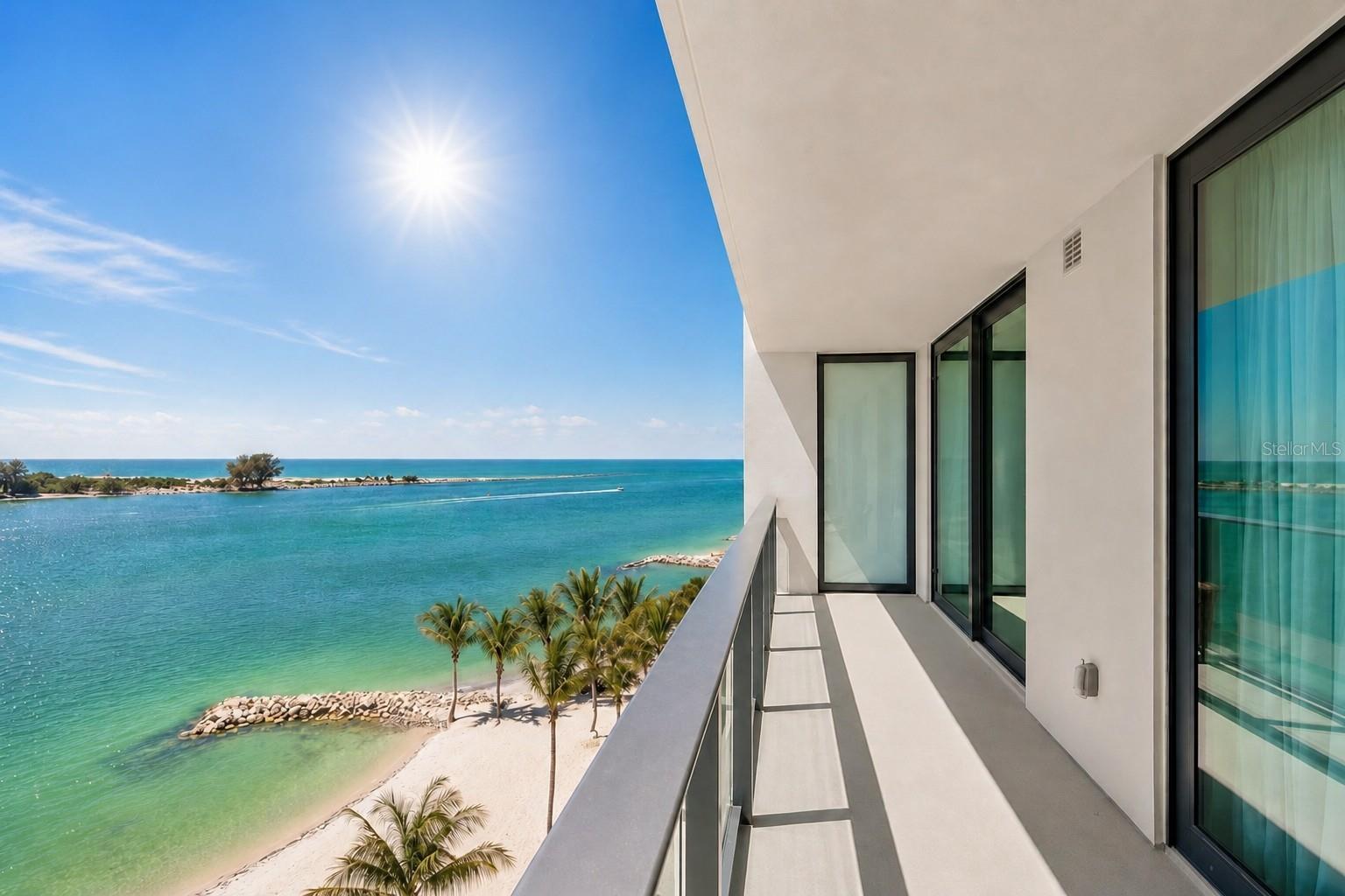 691 S Gulfview Blvd #711 Property Photo 6