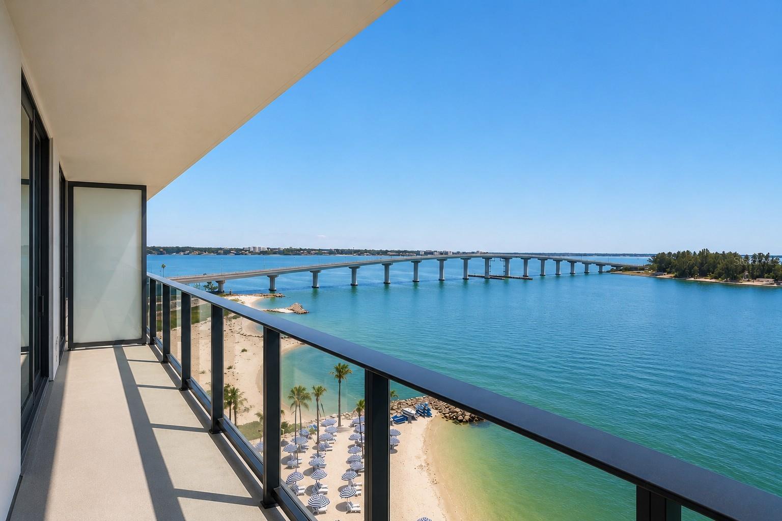 691 S Gulfview Blvd #711 Property Photo 8