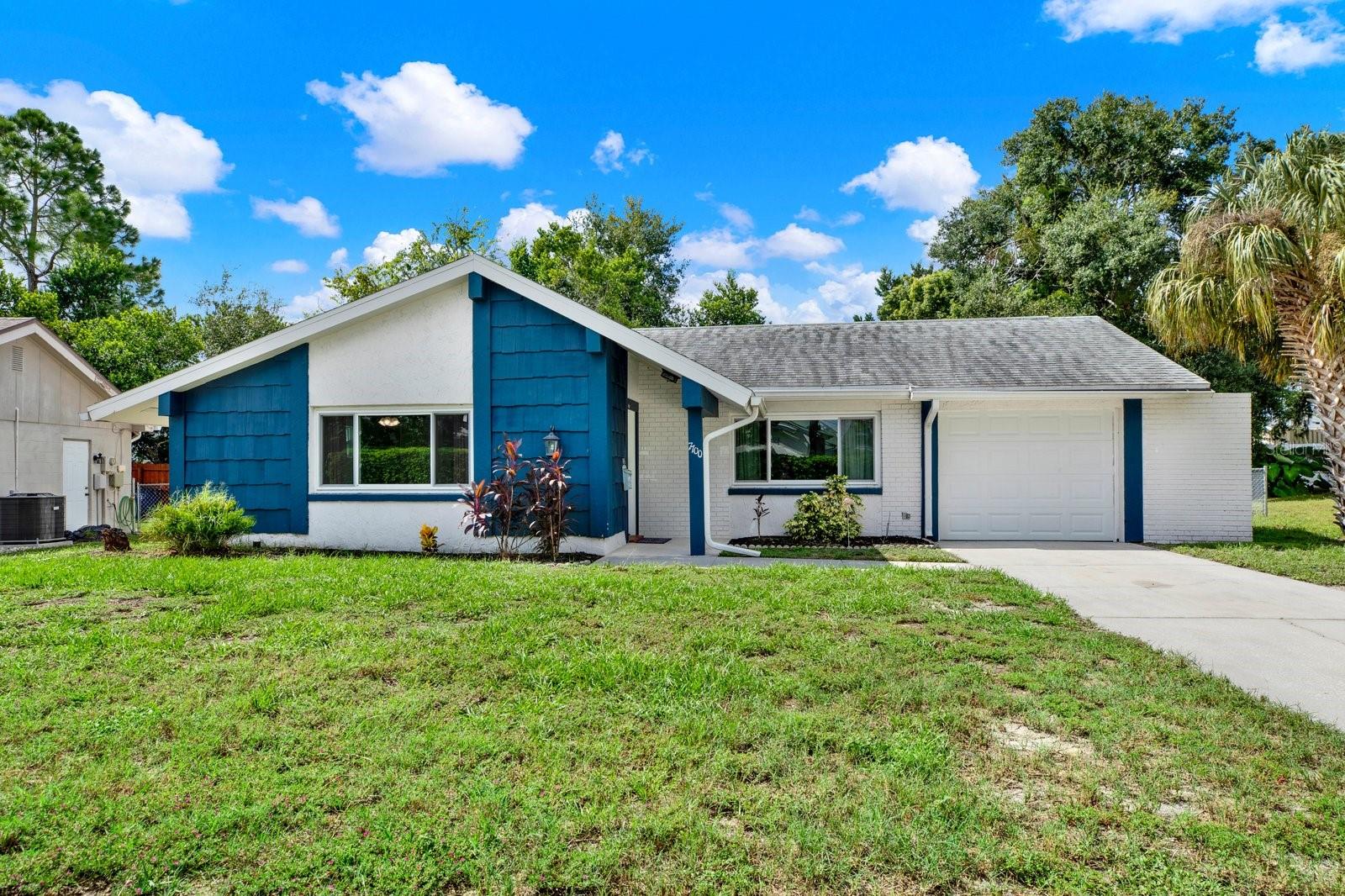 7700 Bayleaf Dr Property Photo 1