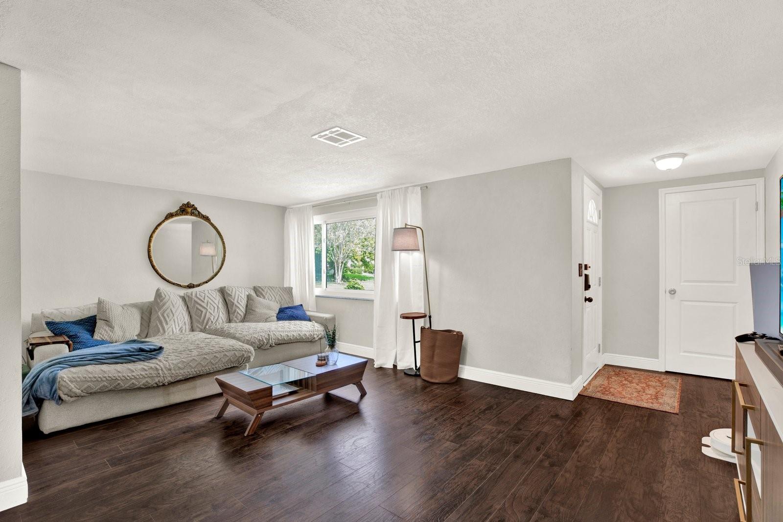 7700 Bayleaf Dr Property Photo 3