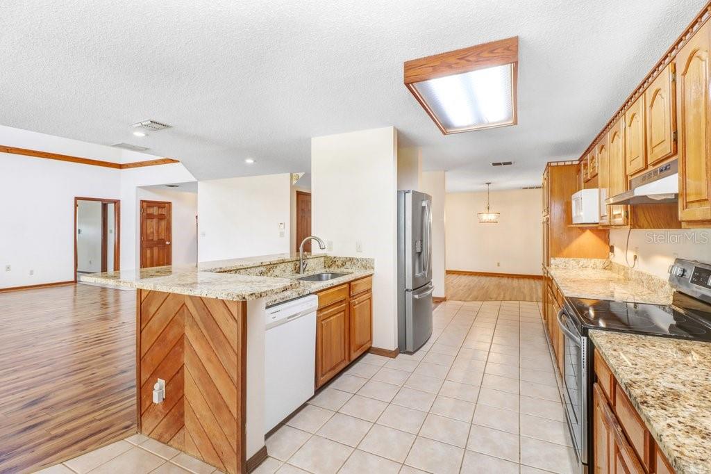 13108 Lilita Ave Property Photo 7