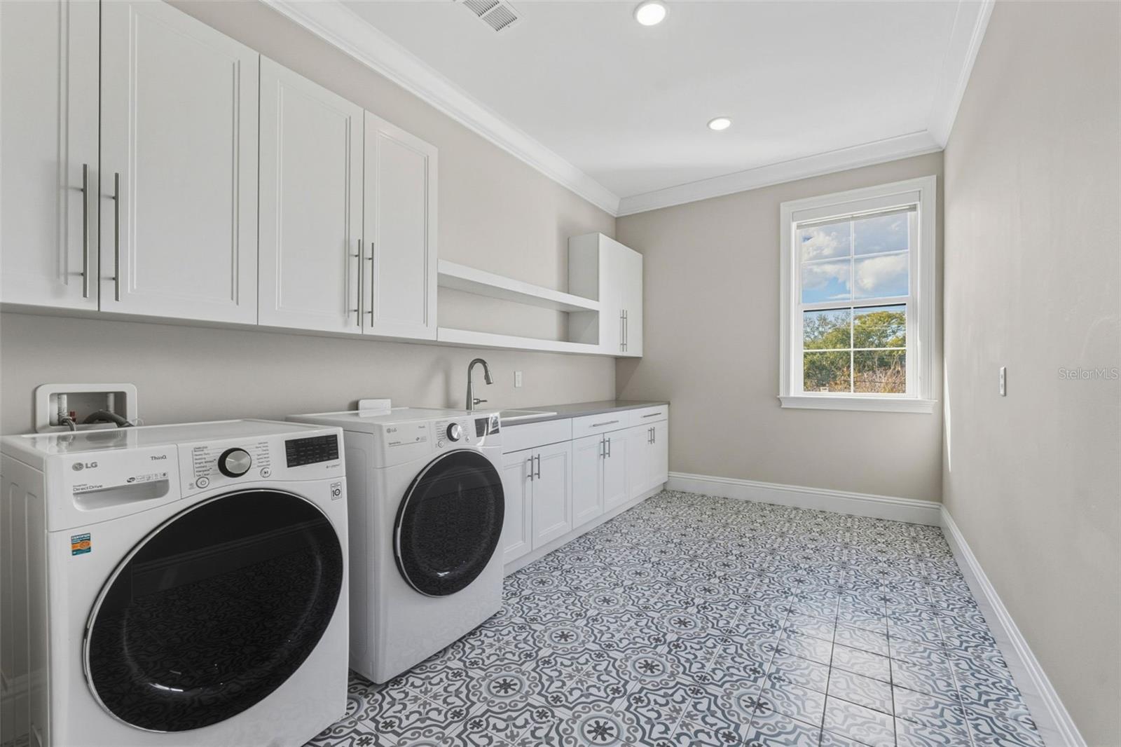 481 W Davis Blvd Property Photo 48