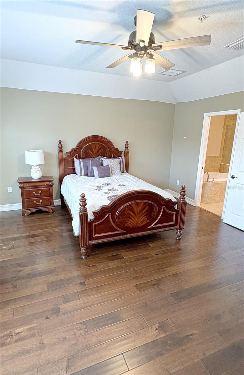 9632 Bay Grove Ln Property Photo 19