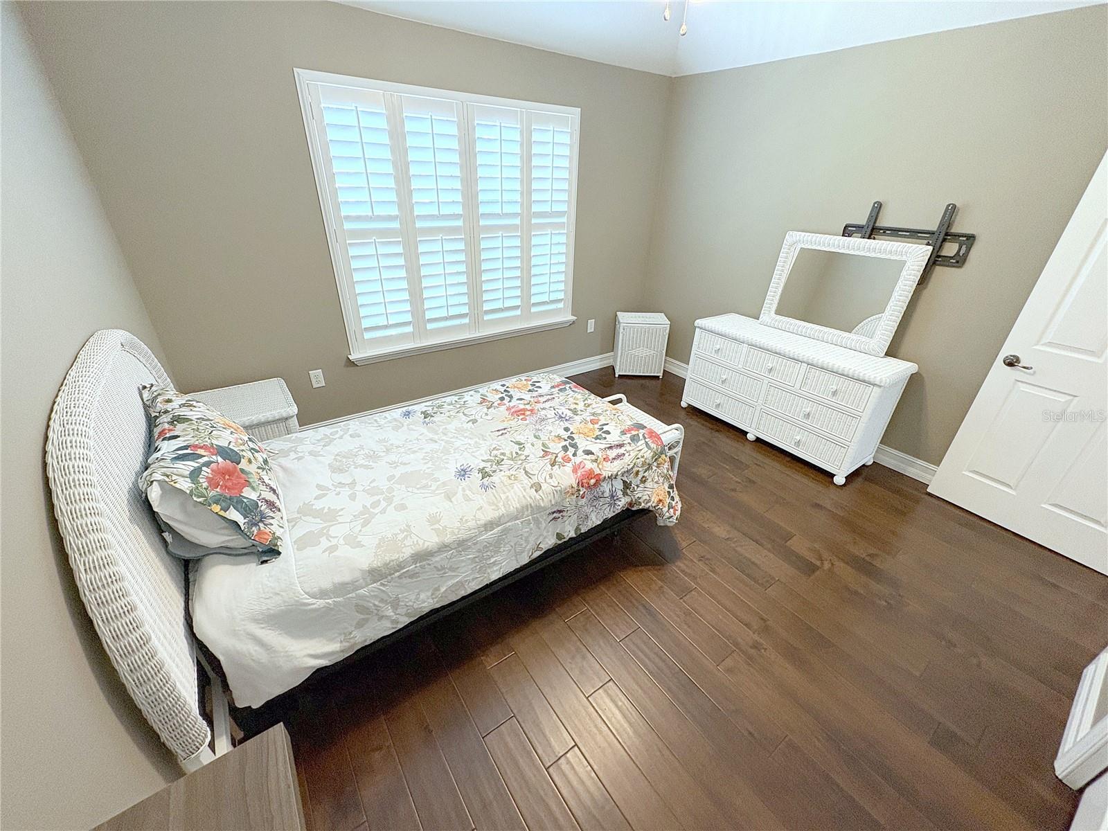 9632 Bay Grove Ln Property Photo 29