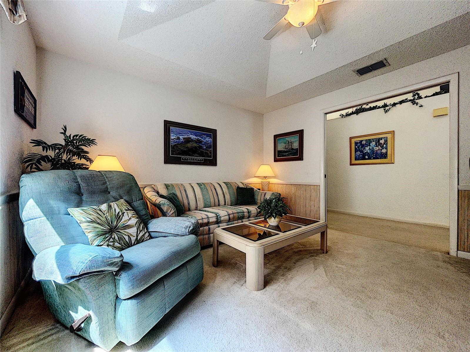 9408 New Orleans Dr Property Photo 10