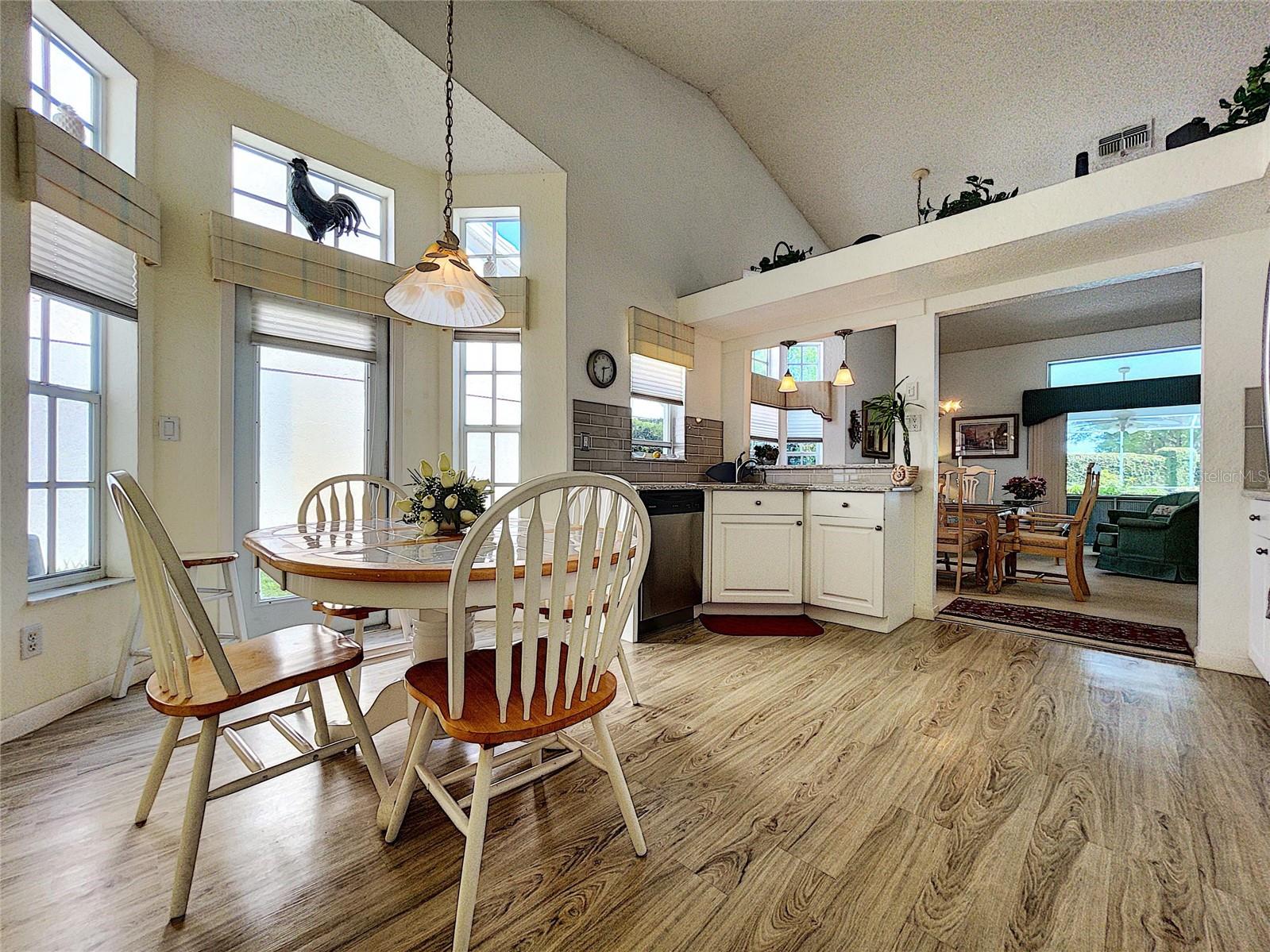 9408 New Orleans Dr Property Photo 20