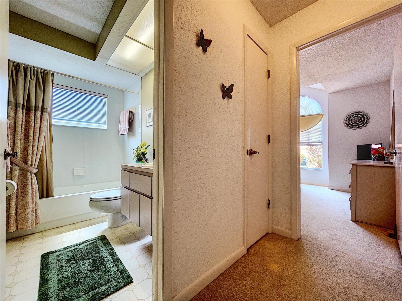 9408 New Orleans Dr Property Photo 32