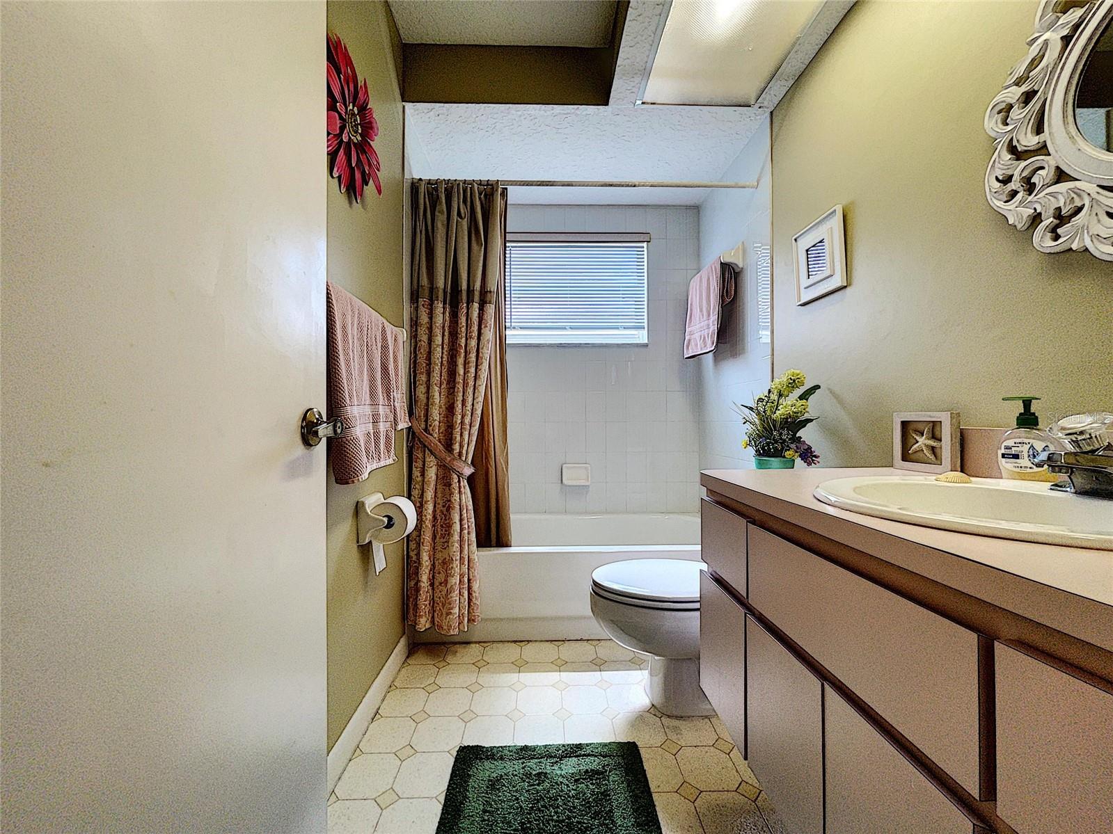 9408 New Orleans Dr Property Photo 34