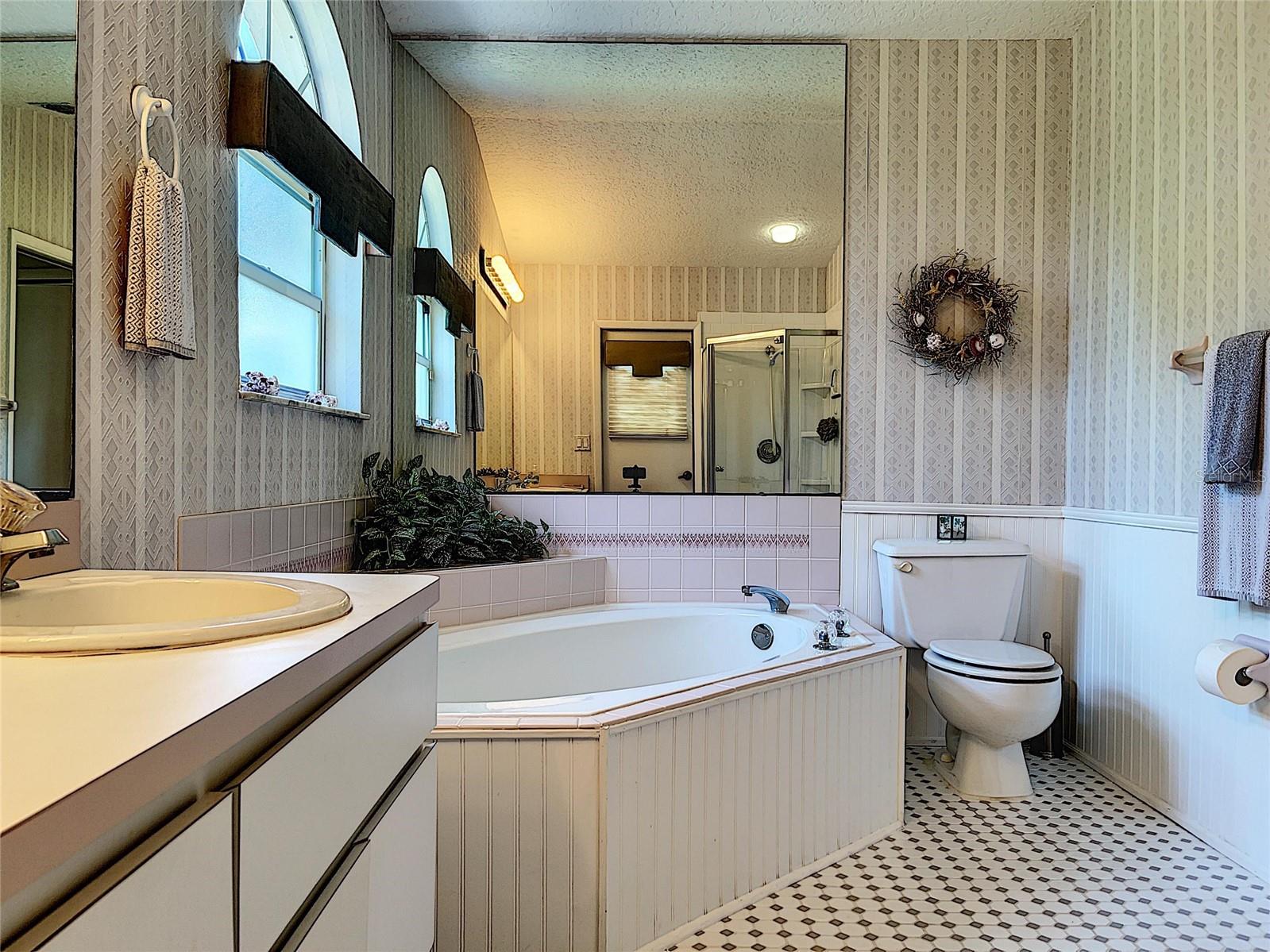 9408 New Orleans Dr Property Photo 41