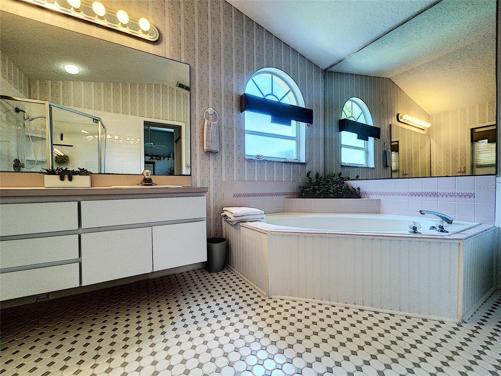 9408 New Orleans Dr Property Photo 42