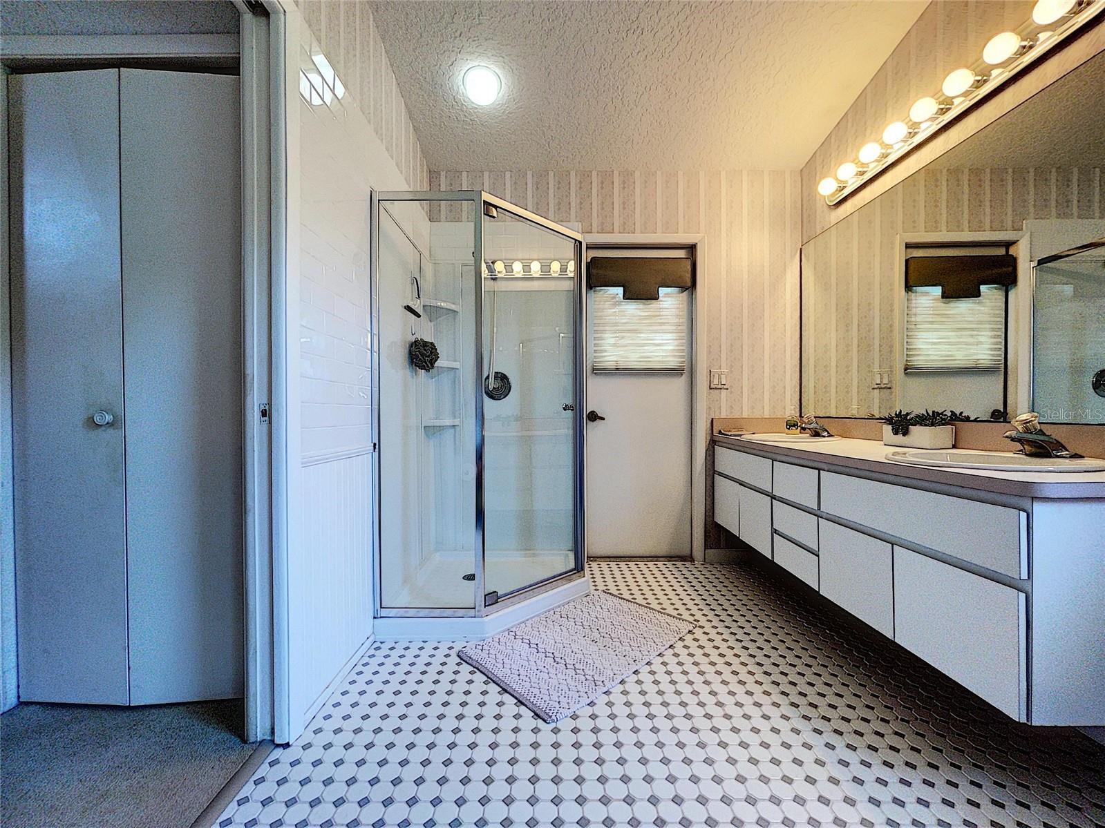 9408 New Orleans Dr Property Photo 47