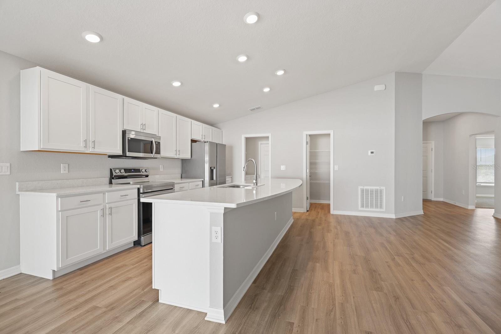 11720 Conifer Cone Ct Property Photo 9