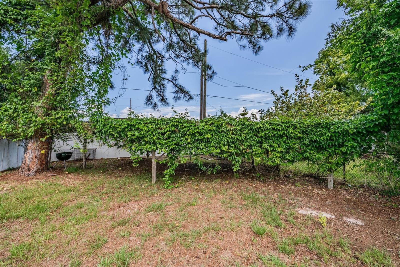 636 Stremma Rd Property Photo 26