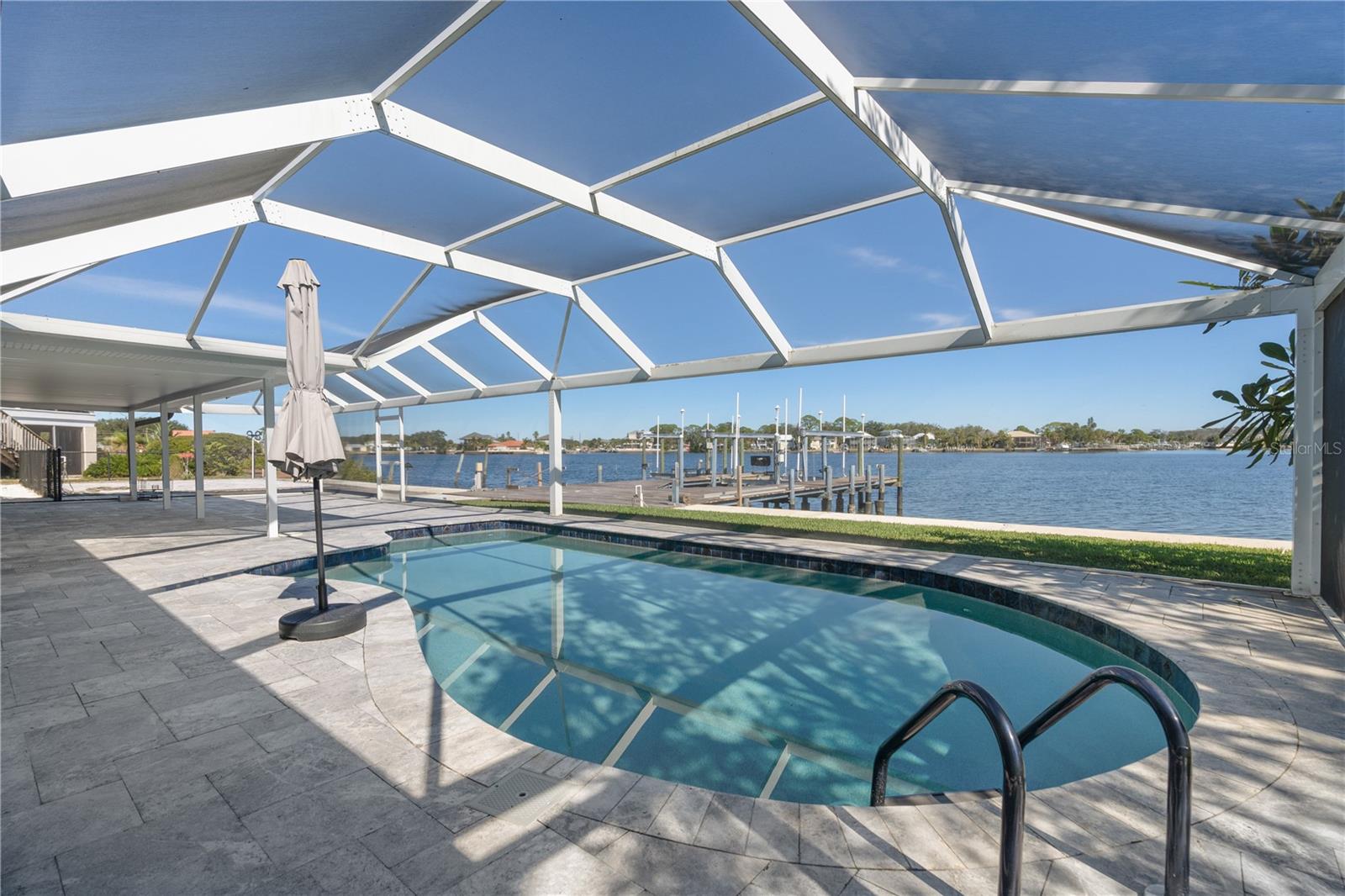 5027 Waterside Dr Property Photo 7