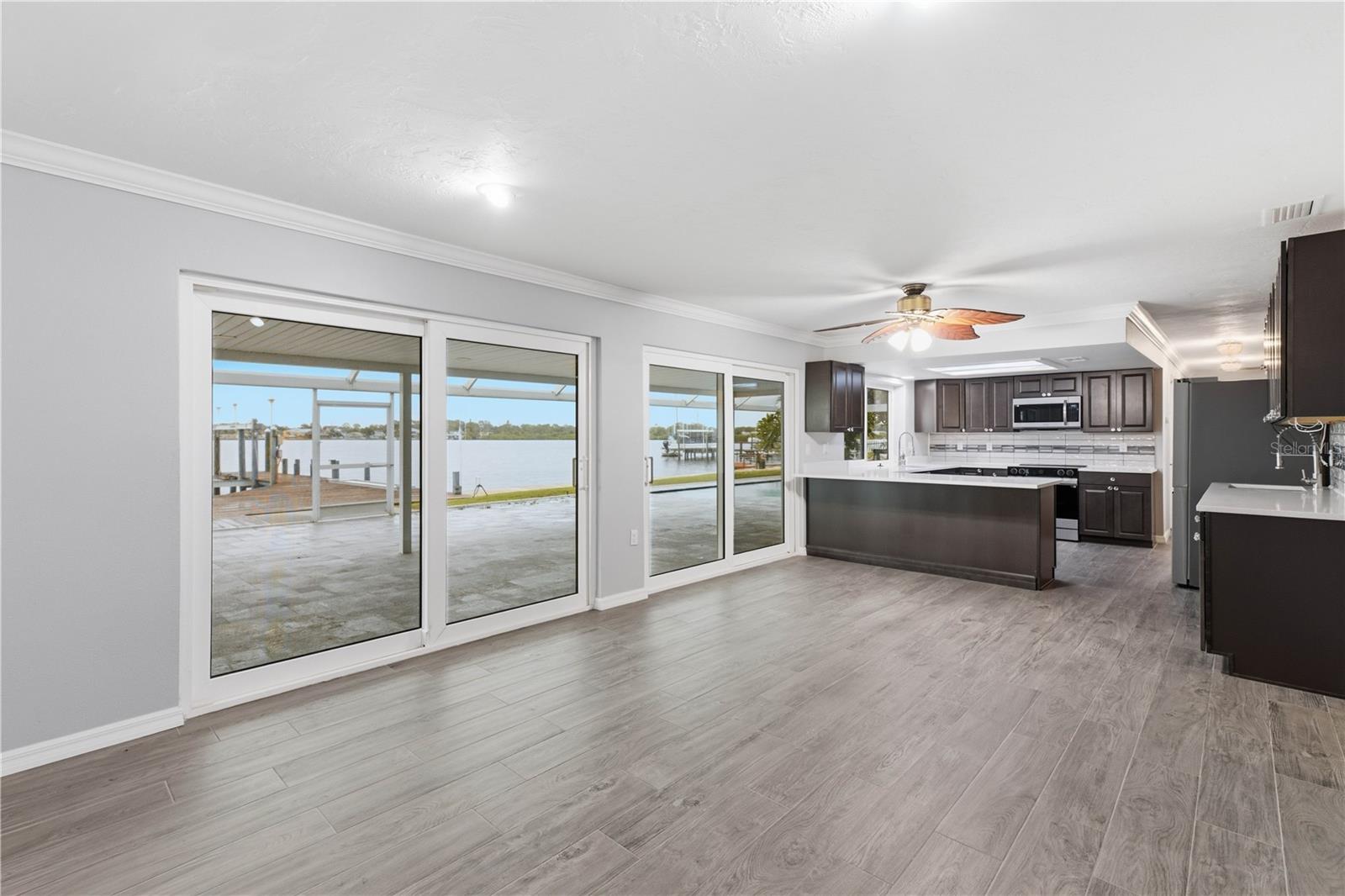 5027 Waterside Dr Property Photo 30