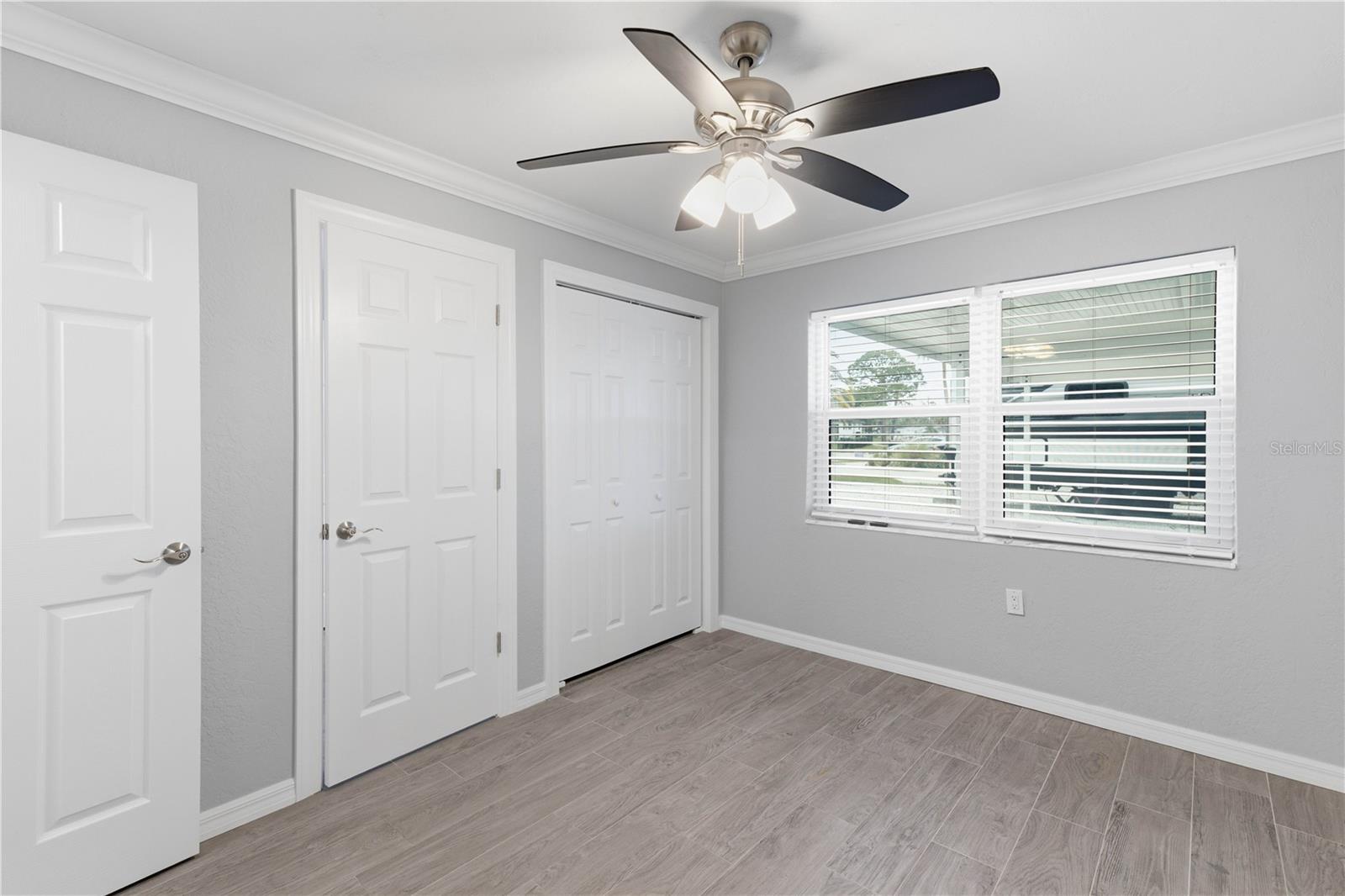 5027 Waterside Dr Property Photo 38