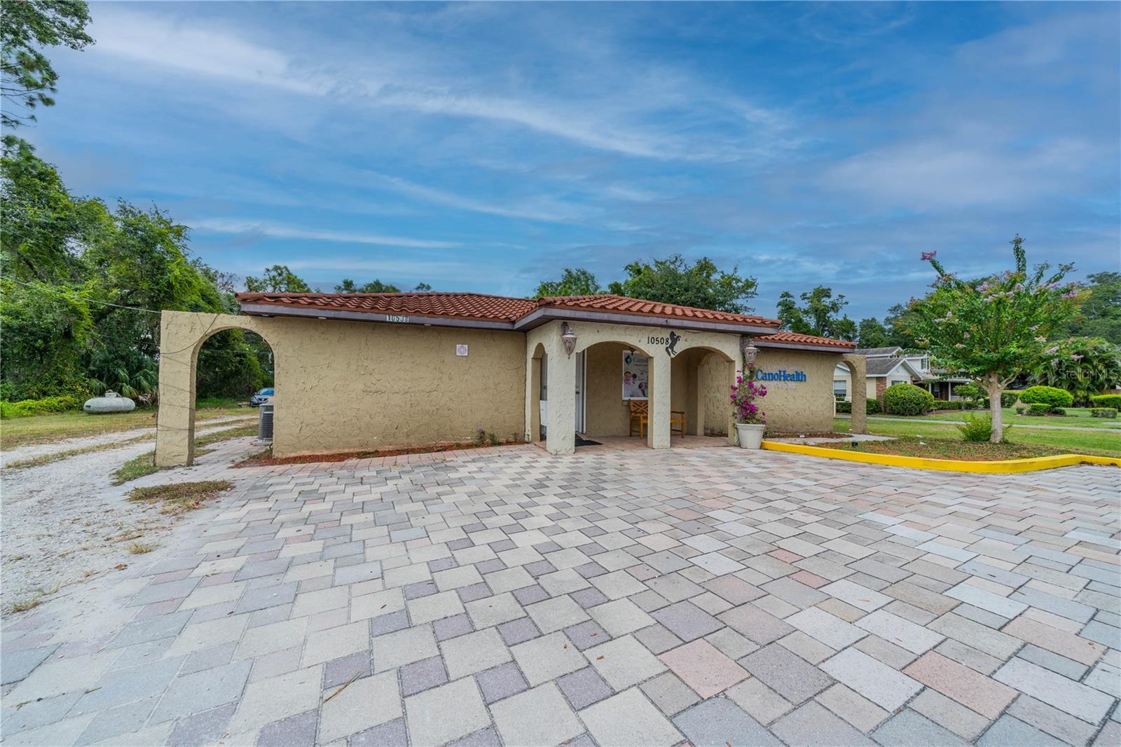 10508 Gibsonton Dr Property Photo 3