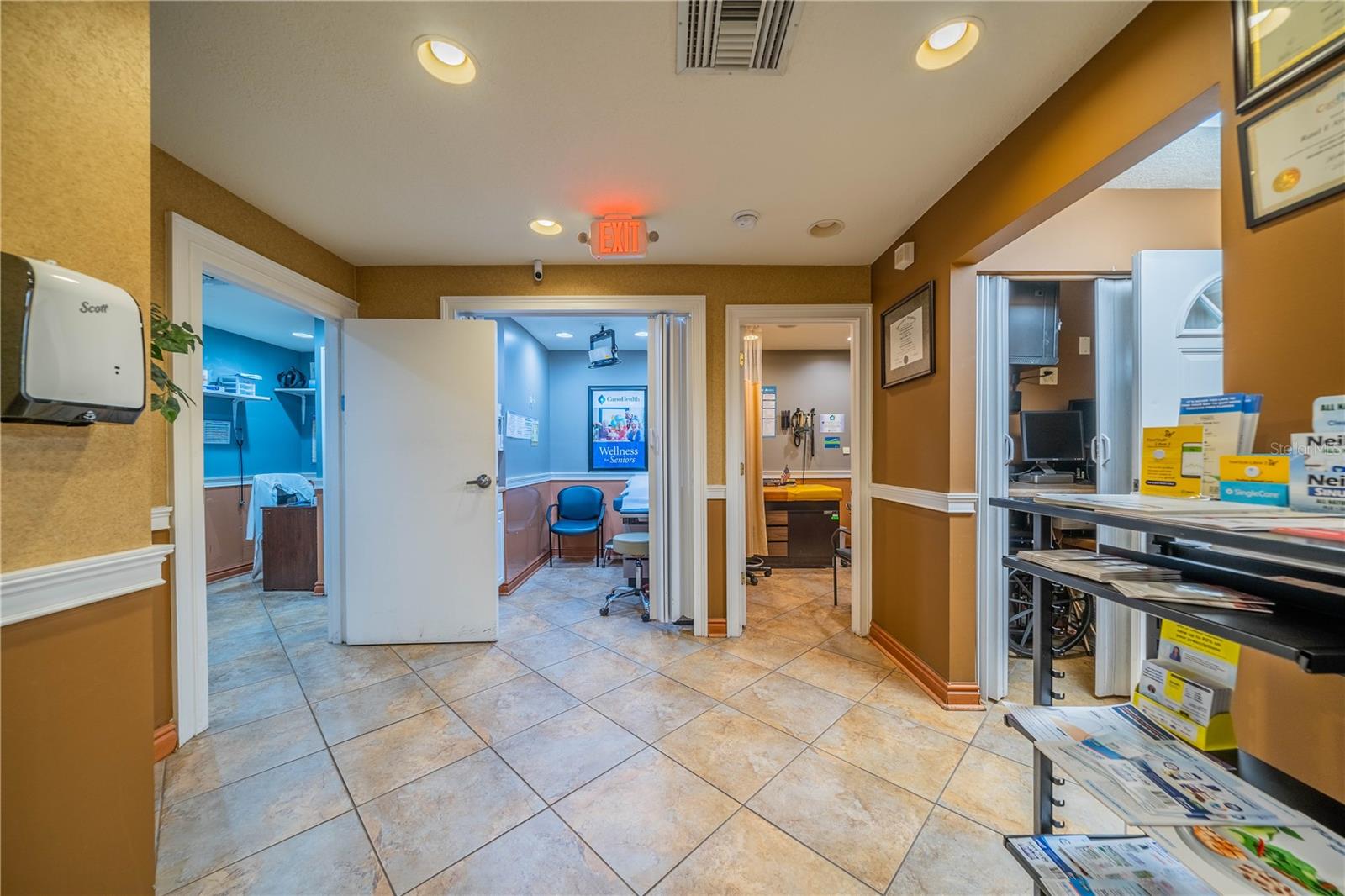 10508 Gibsonton Dr Property Photo 21