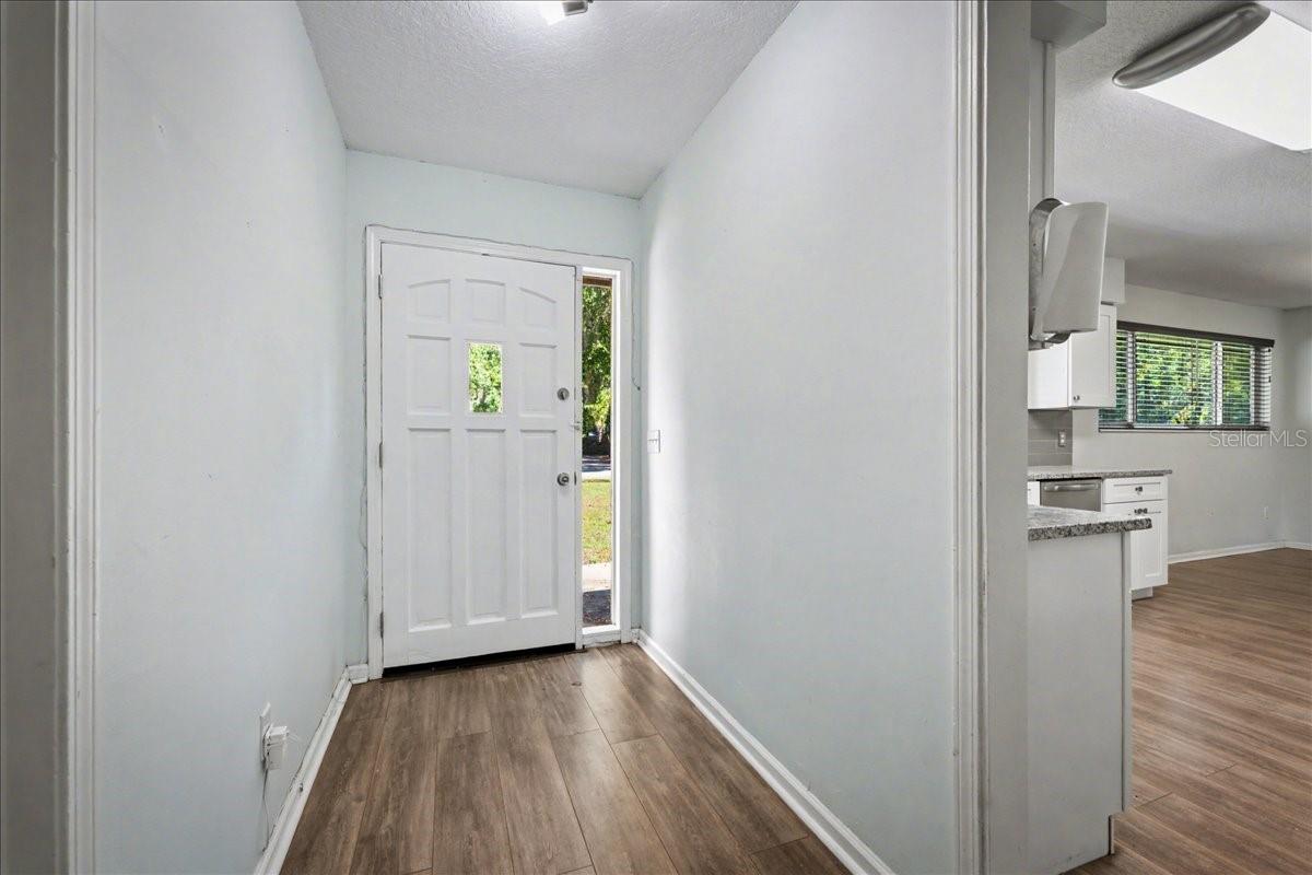 2349 Moody Ave Property Photo 10