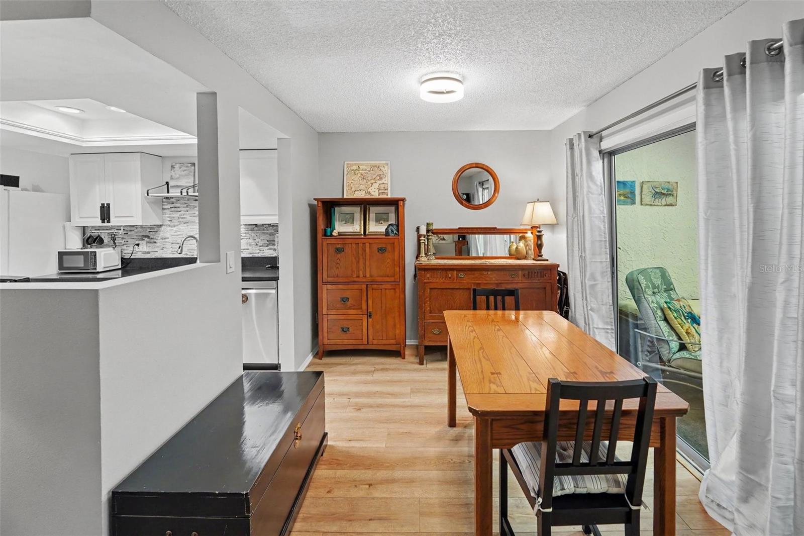 1652 Highland Club Ln Property Photo 15