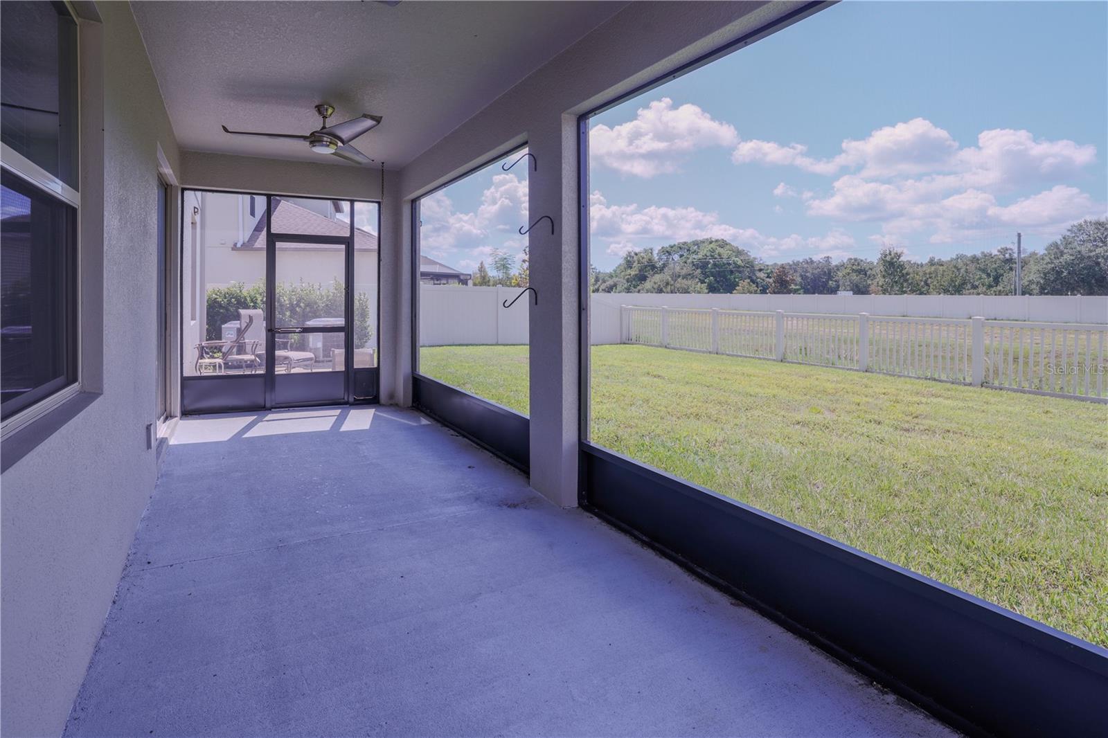 24893 Lambrusco Loop Property Photo 28