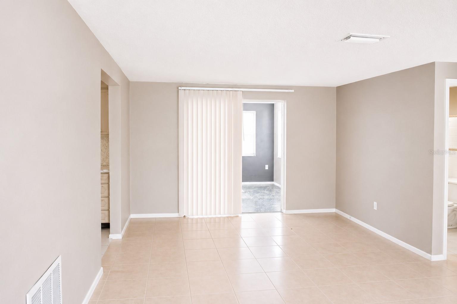 4080 Redwing Dr Property Photo 2